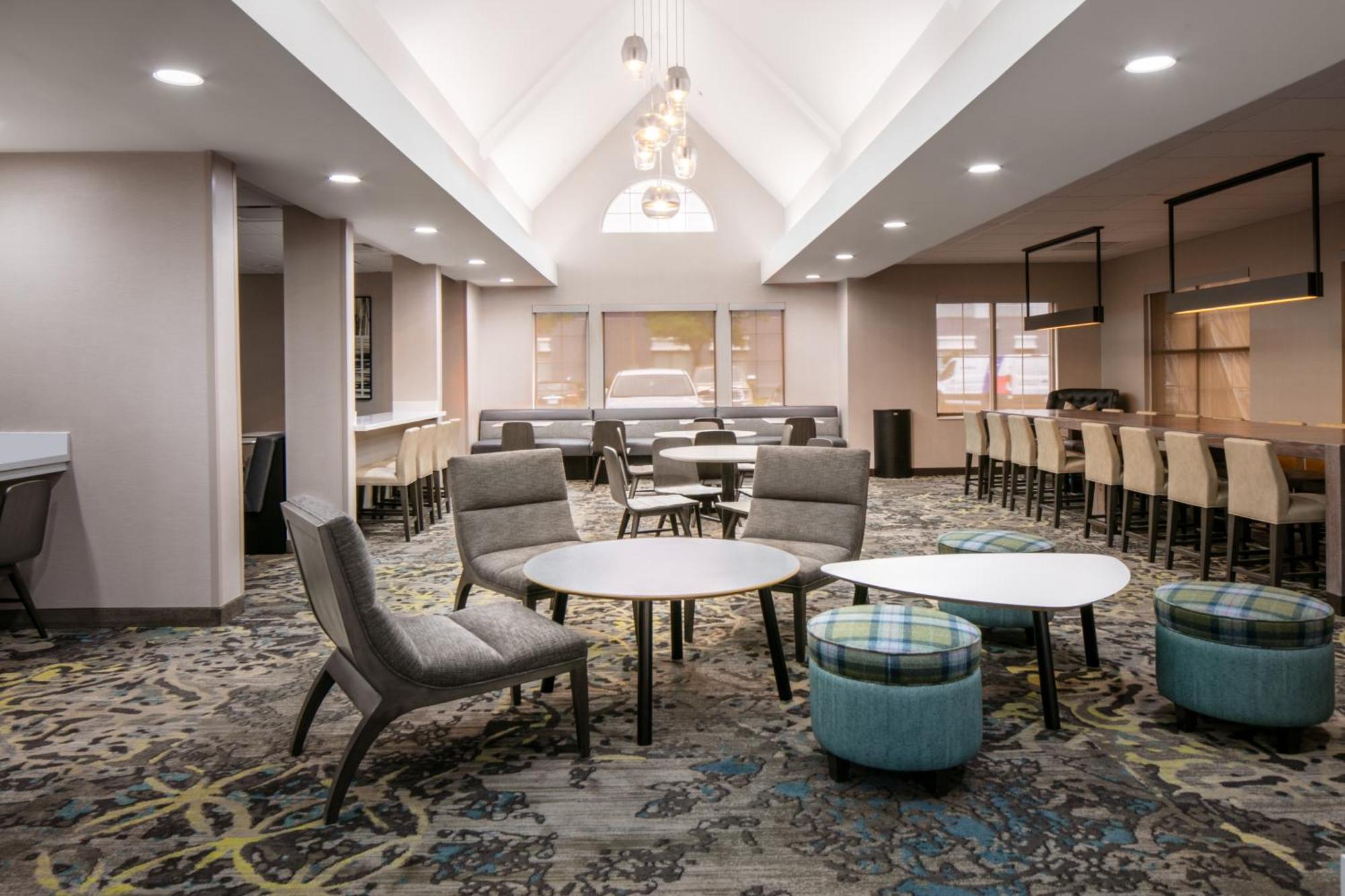 Residence Inn By Marriott Tulsa South Екстер'єр фото