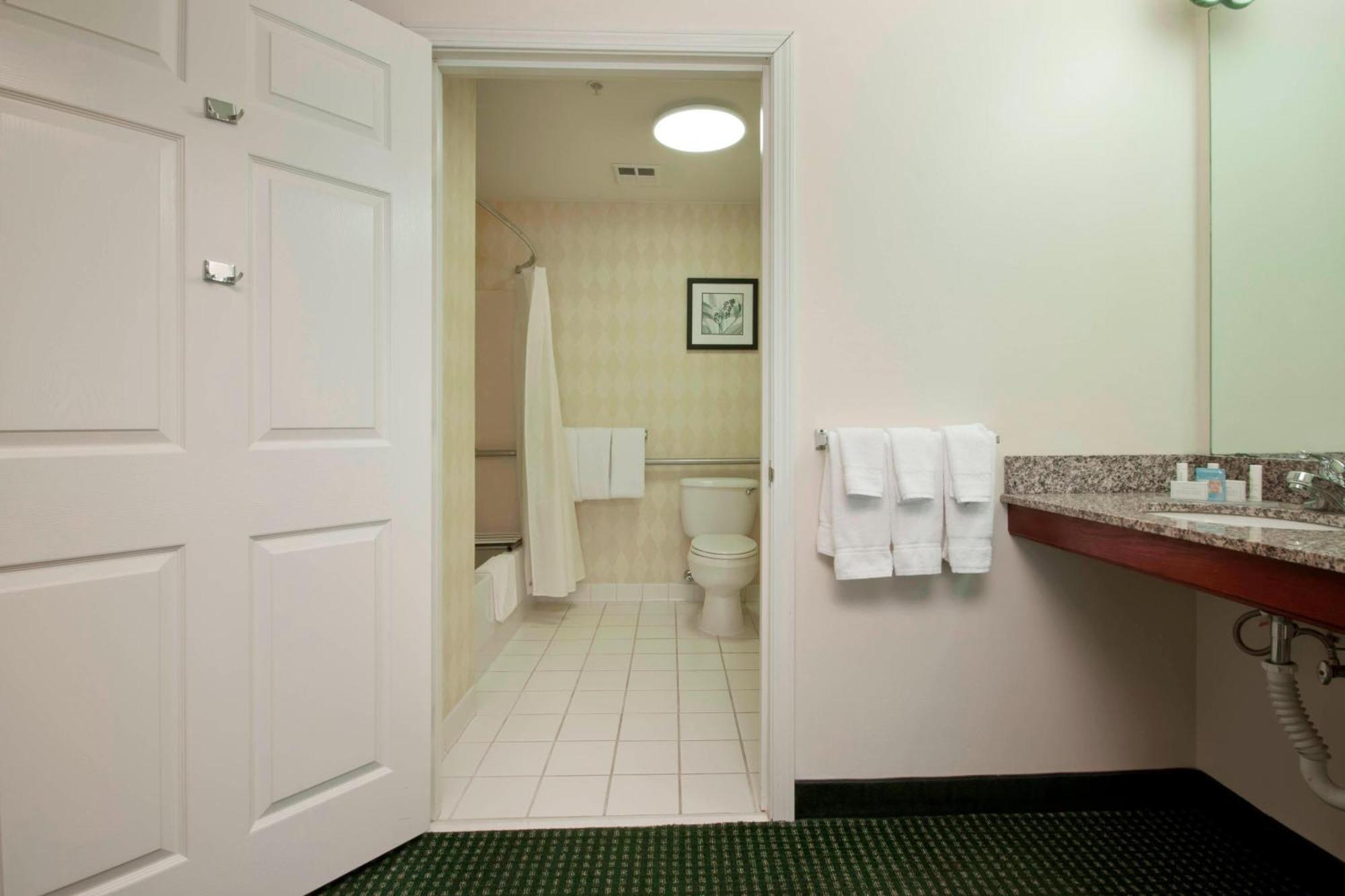 Residence Inn By Marriott Tulsa South Екстер'єр фото