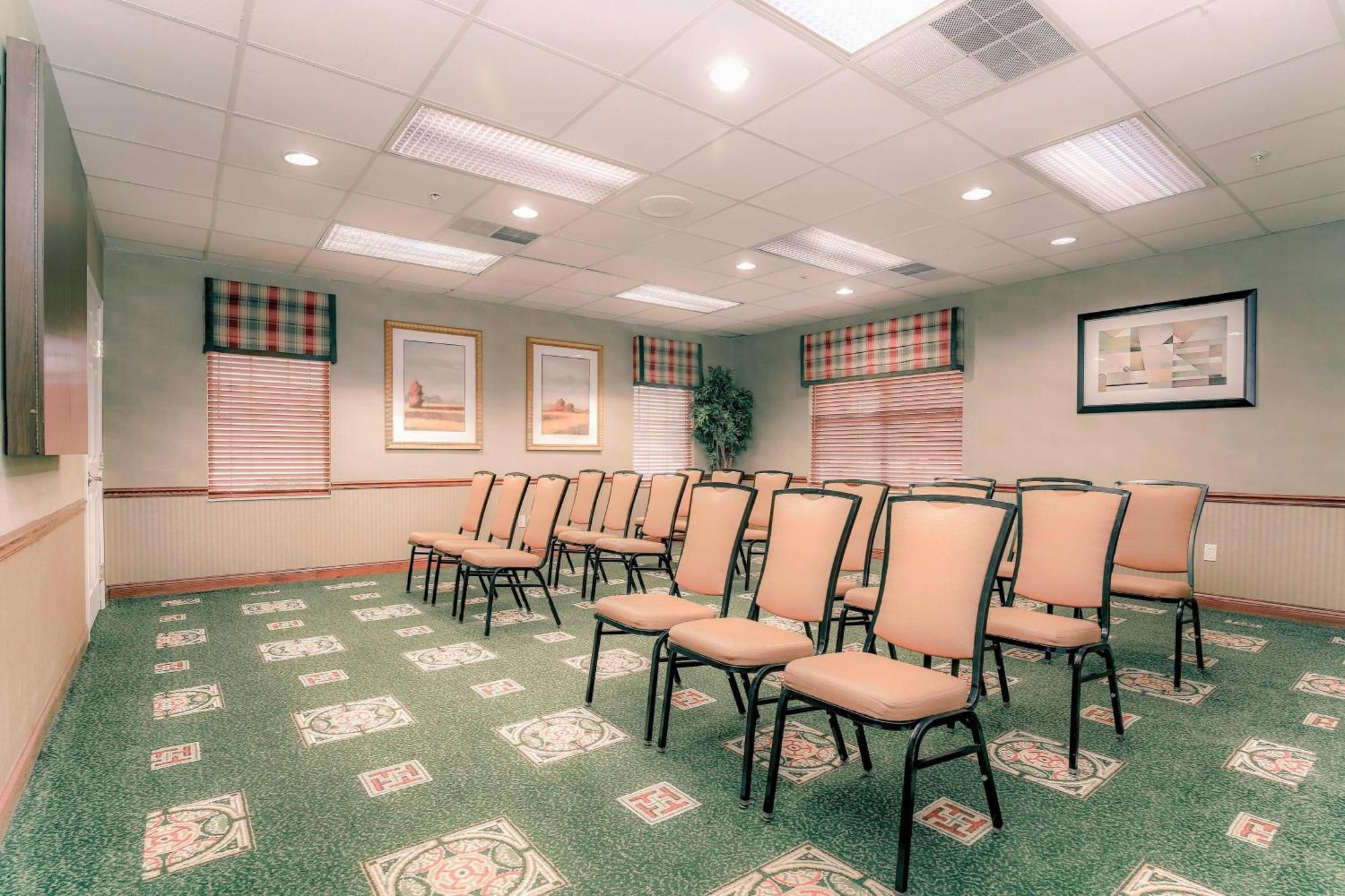 Residence Inn By Marriott Tulsa South Екстер'єр фото