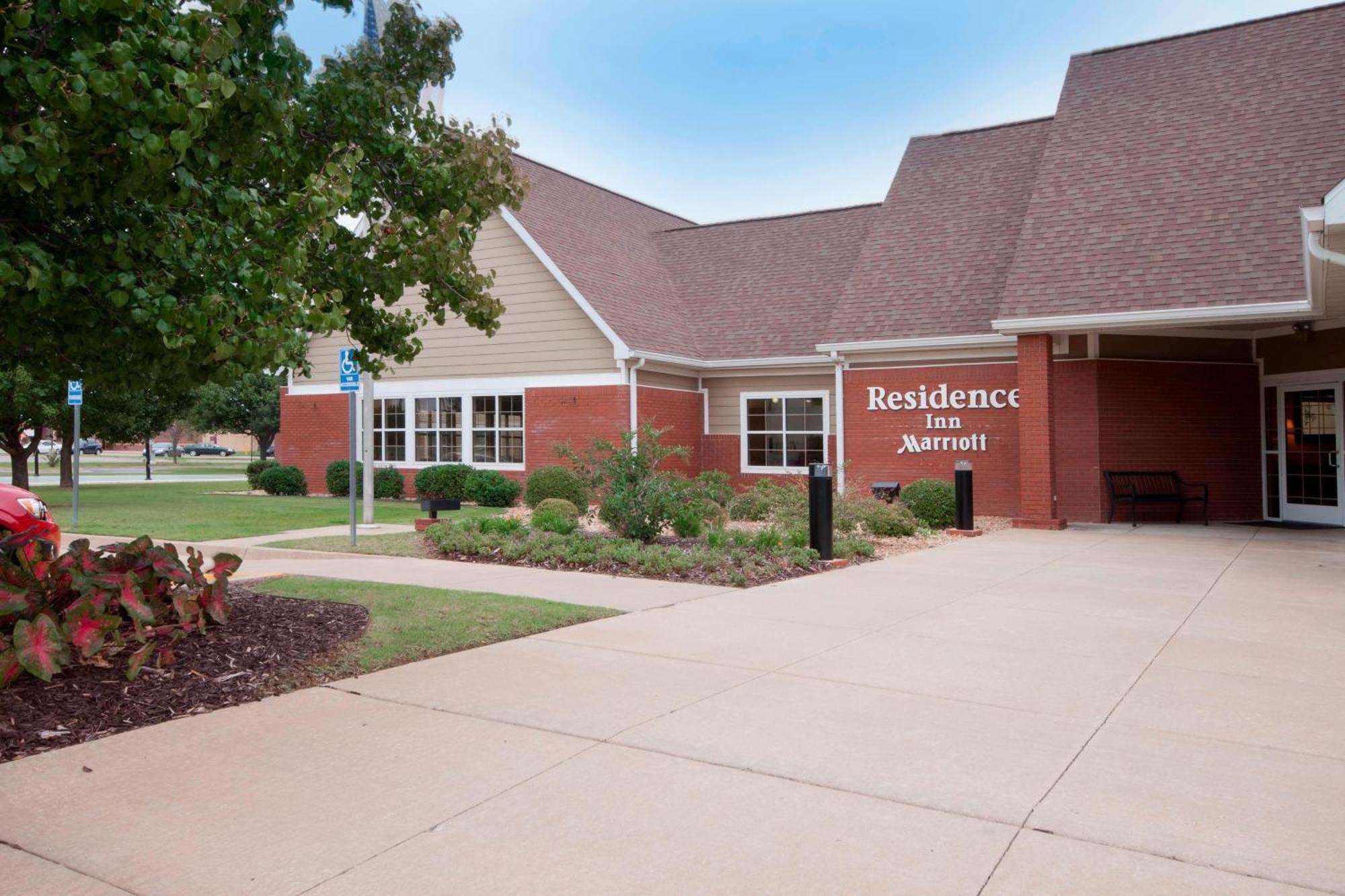 Residence Inn By Marriott Tulsa South Екстер'єр фото